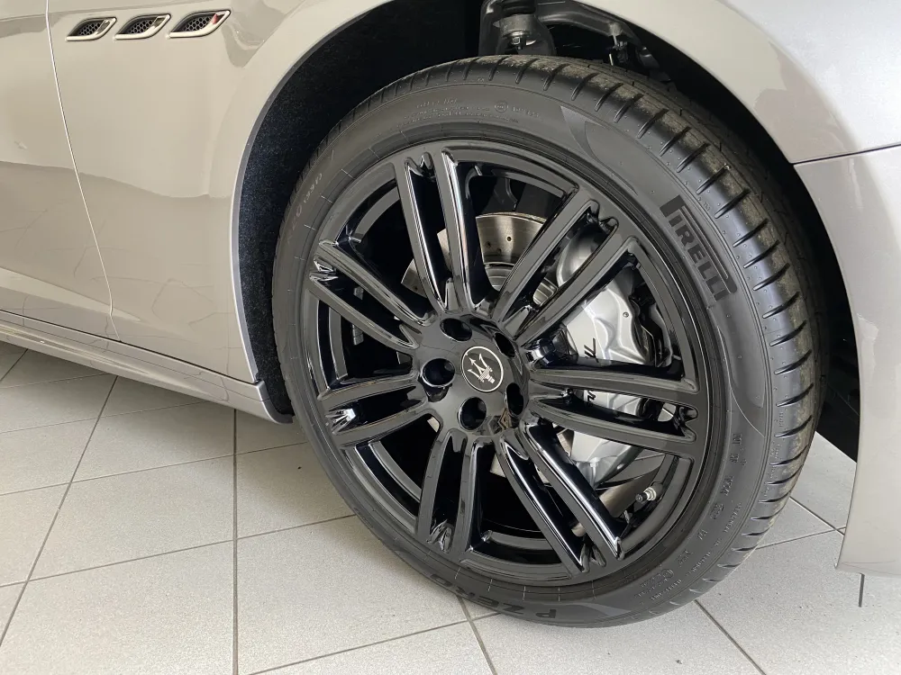 Maserati Ghibli foto 8