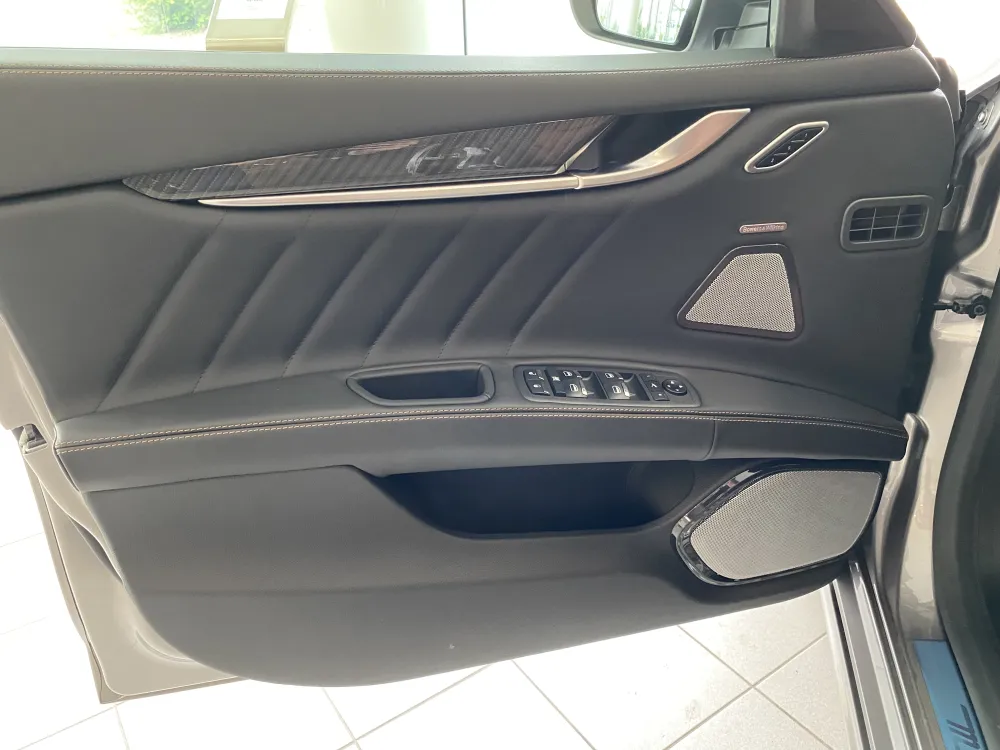 Maserati Ghibli foto 10