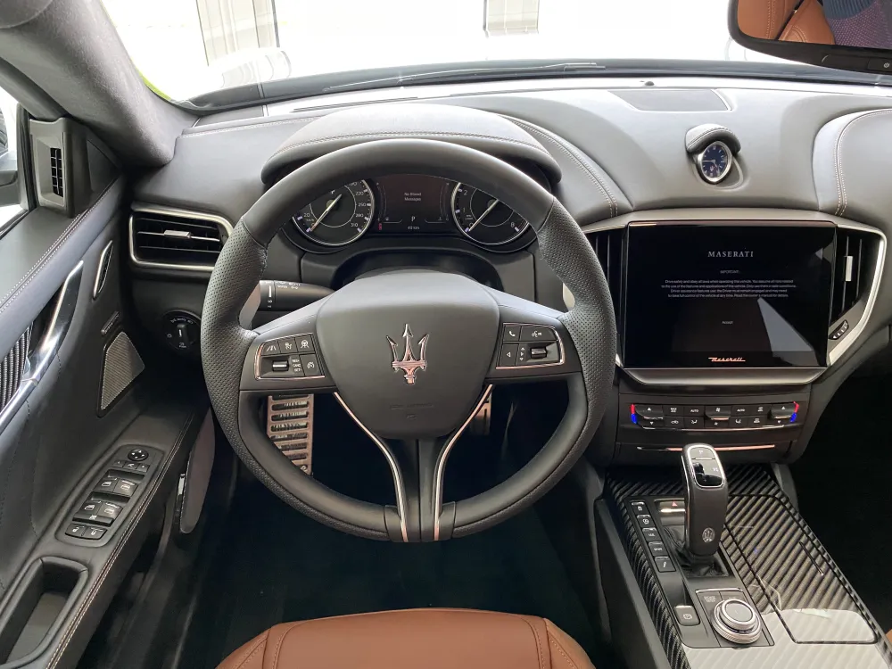 Maserati Ghibli foto 14