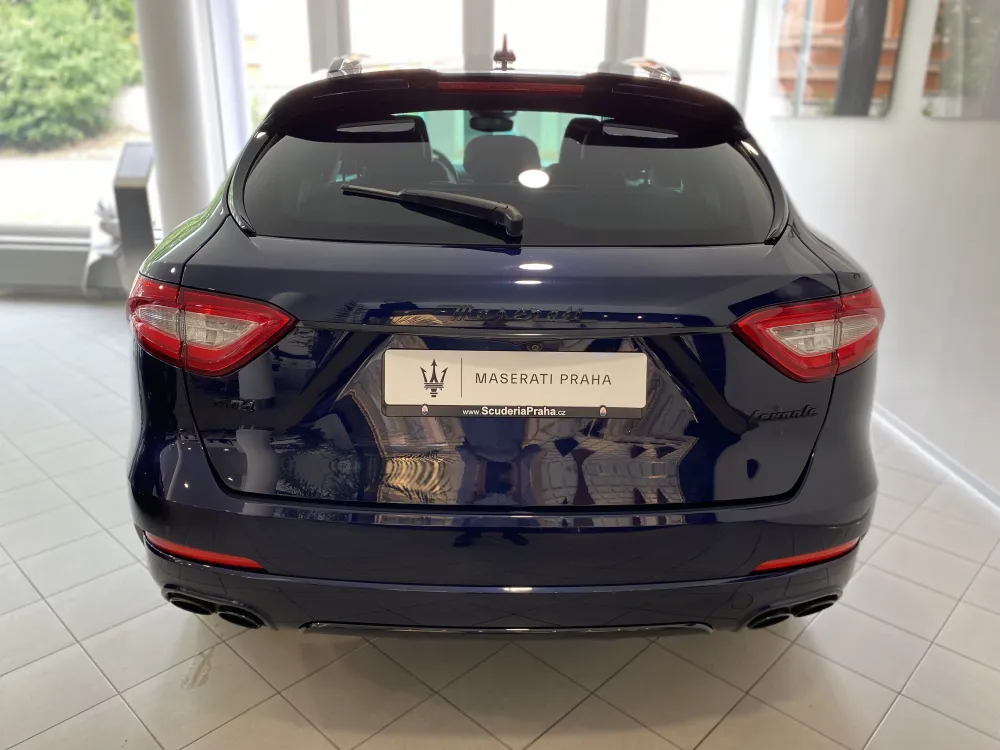 Maserati Levante foto 5