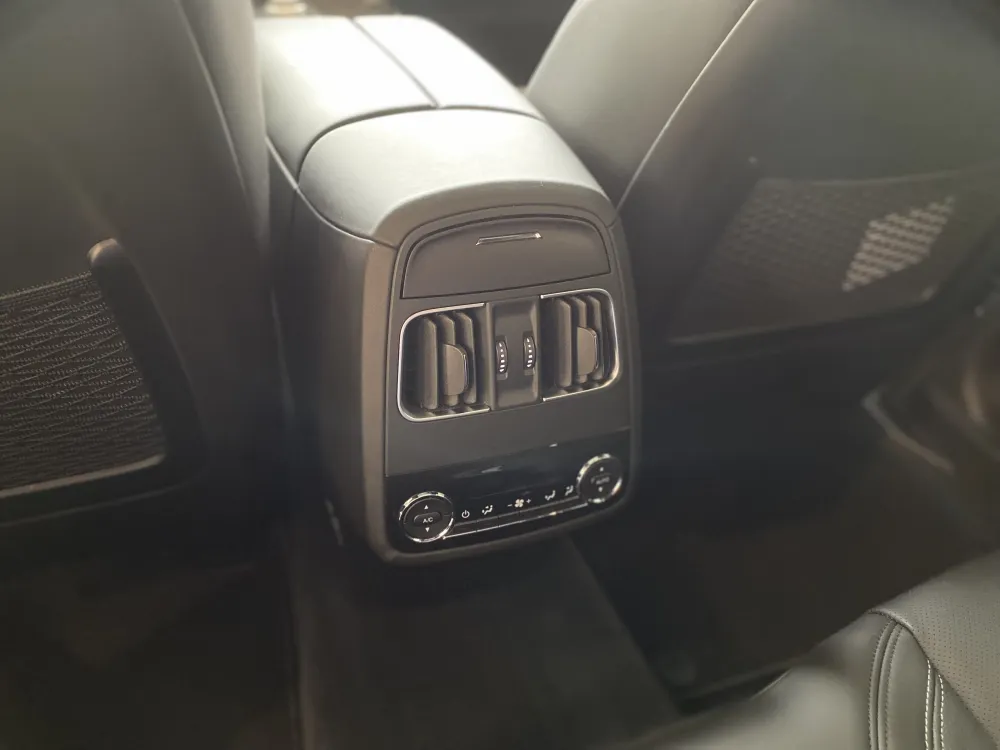 Maserati Levante foto 20