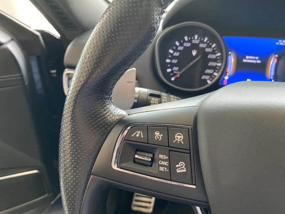 Maserati Levante foto 15