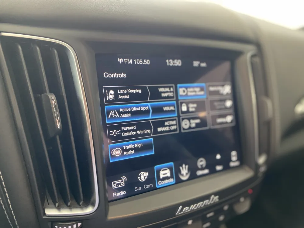 Maserati Levante foto 22