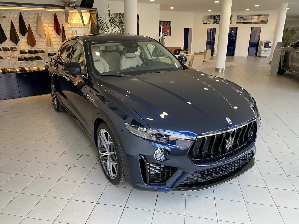 Maserati Levante foto 3