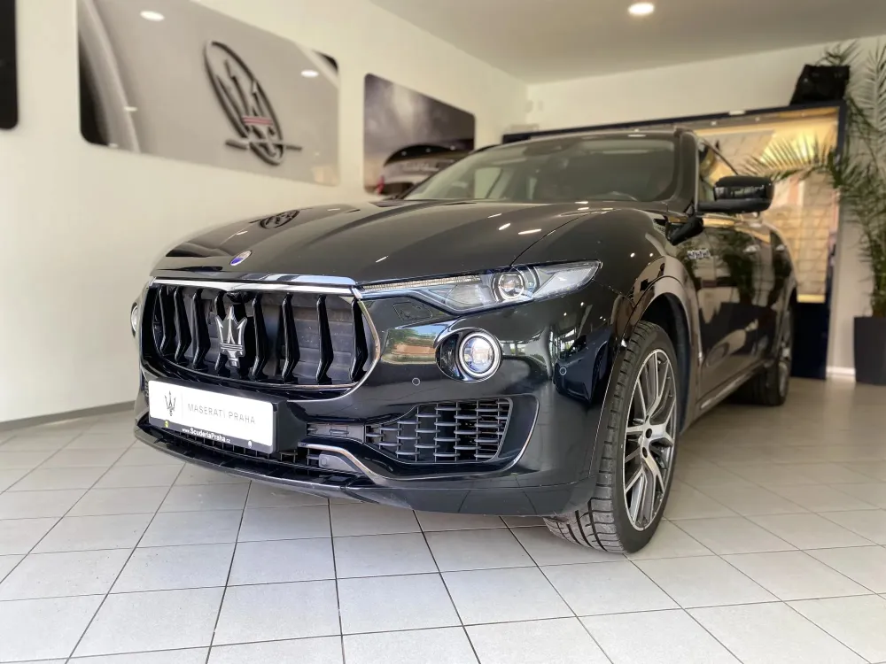 Maserati Levante foto 1