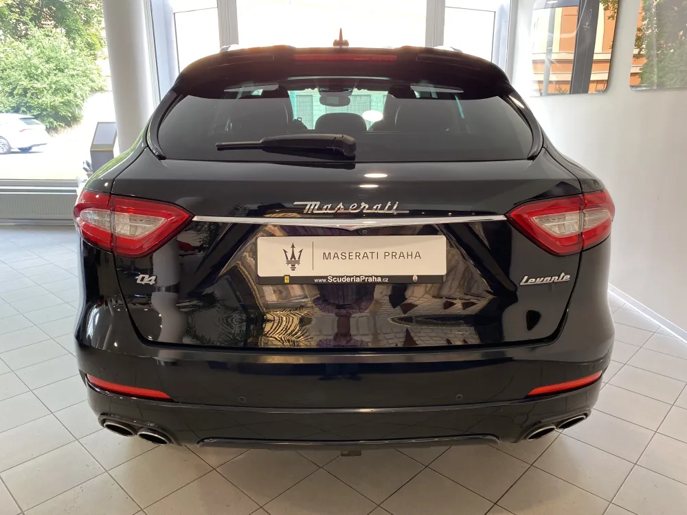 Maserati Levante foto 6