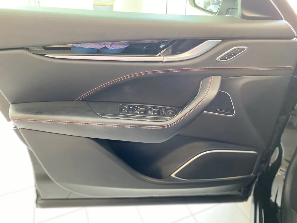 Maserati Levante foto 17