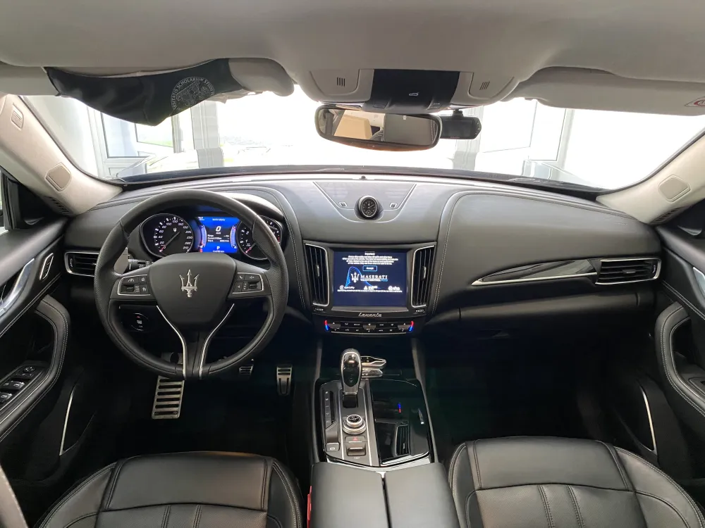 Maserati Levante foto 11