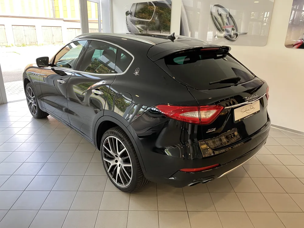 Maserati Levante foto 6