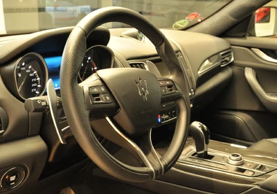 Maserati Levante - foto 11