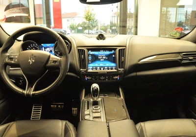 Maserati Levante - foto 18