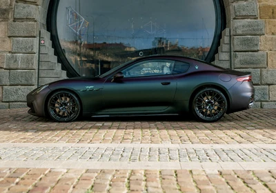 Maserati GranTurismo - foto 1