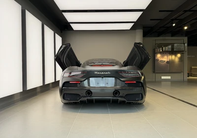Maserati MC20 - foto 12