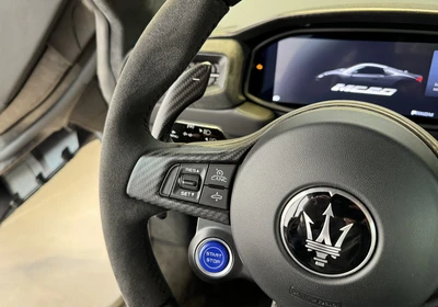 Maserati MC20 - foto 21