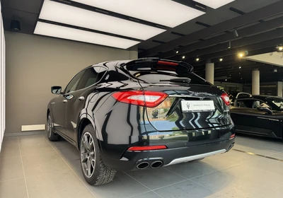 Maserati Levante - foto 5