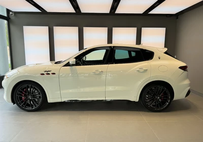 Maserati Levante - foto 7