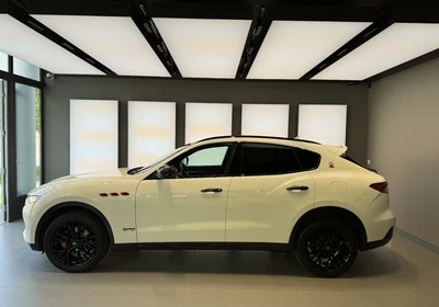 Maserati Levante - foto 7
