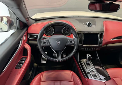 Maserati Levante - foto 13