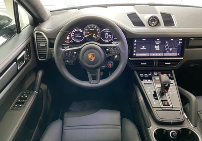 Porsche Cayenne Turbo GT - foto 13