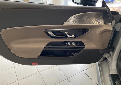 Mercedes-Benz SL 63 AMG 4Matic - foto 12
