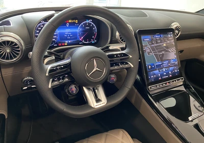 Mercedes-Benz SL 63 AMG 4Matic - foto 16