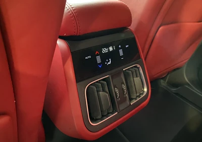 Maserati Grecale - foto 17