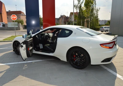 Maserati GranTurismo - foto 13