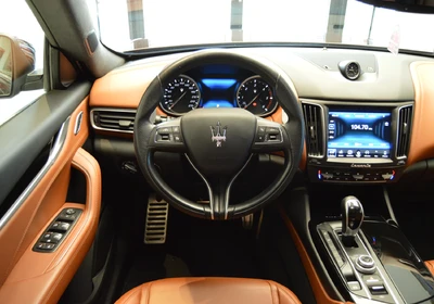 Maserati Levante - foto 10