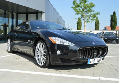 Maserati GranCabrio - foto 12