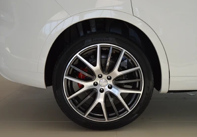 Maserati Levante - foto 4