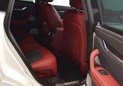 Maserati Levante - foto 8