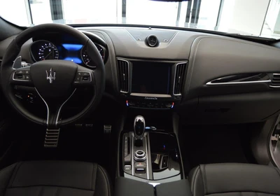 Maserati Levante - foto 11