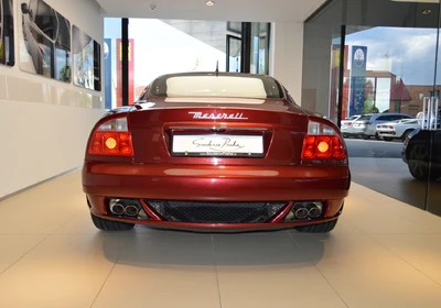Maserati Coupe - foto 6