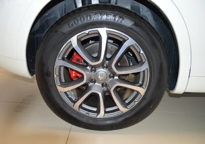 Maserati Levante - foto 16