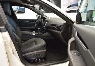 Maserati Levante - foto 6