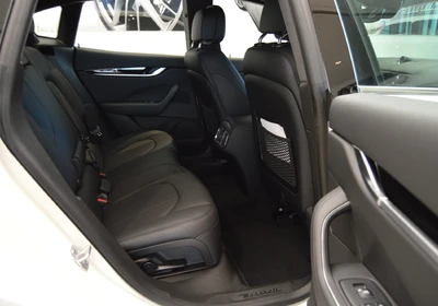 Maserati Levante - foto 9