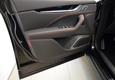 Maserati Levante - foto 8