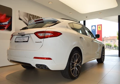 Maserati Levante - foto 2