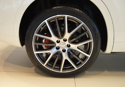 Maserati Levante - foto 14