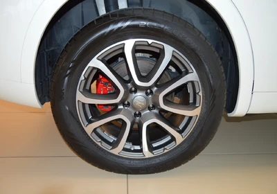 Maserati Levante - foto 10