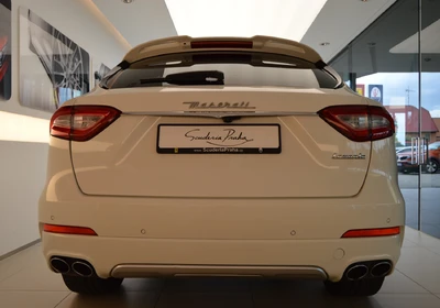 Maserati Levante - foto 5