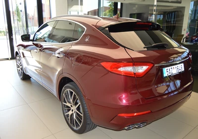 Maserati Levante - foto 6