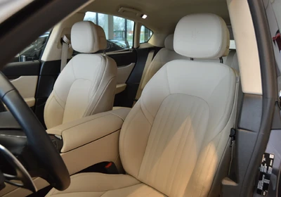 Maserati Levante - foto 12