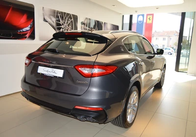 Maserati Levante - foto 4