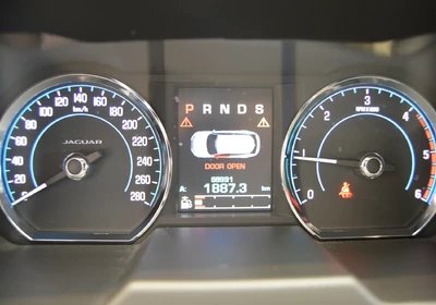 Jaguar XF 2.2D Sportbrake - foto 19