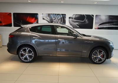 Maserati Levante - foto 2