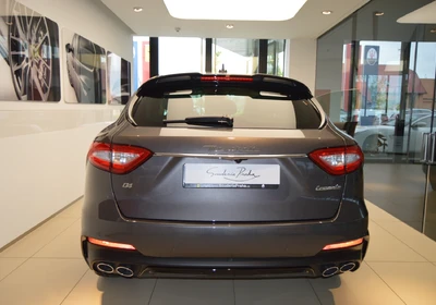 Maserati Levante - foto 5