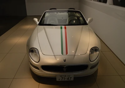 Maserati  Spyder - foto 1