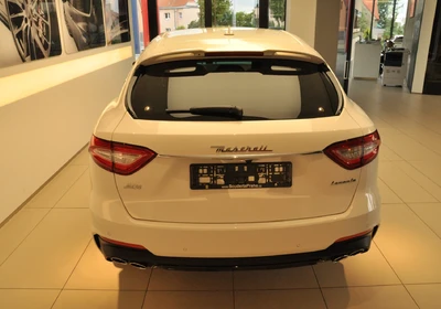 Maserati Levante - foto 4