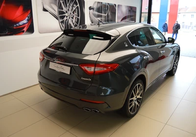 Maserati Levante - foto 5